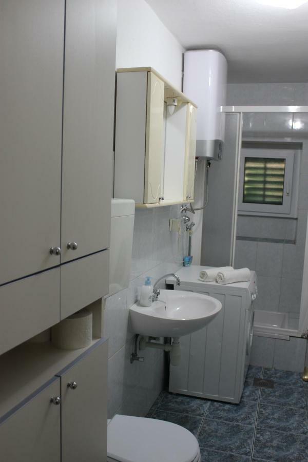 Apartman Tafra Omis Exterior photo