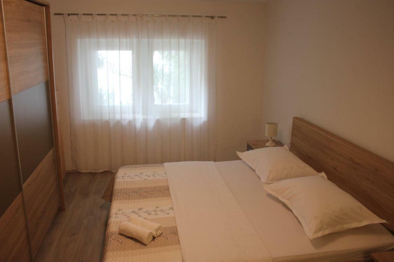 Apartman Tafra Omis Exterior photo