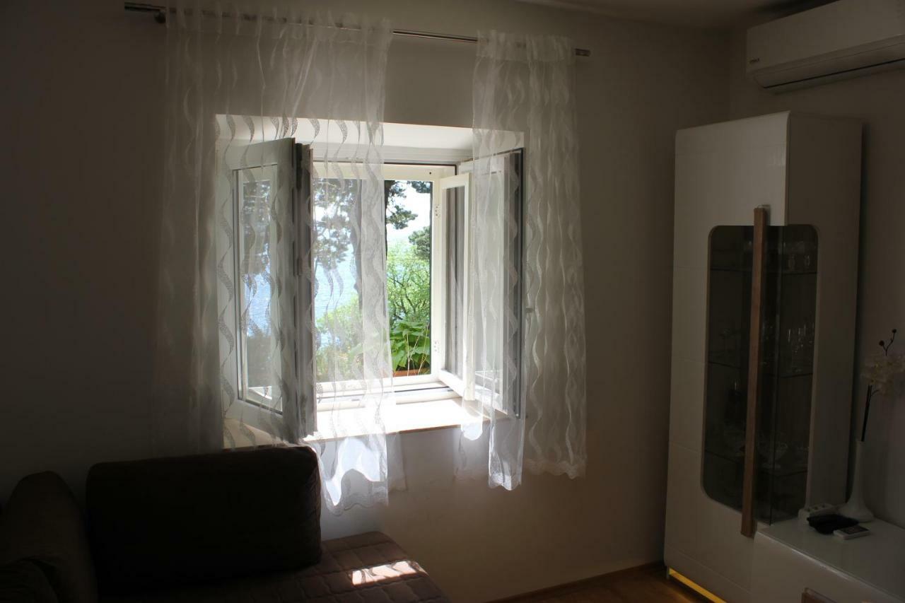 Apartman Tafra Omis Exterior photo