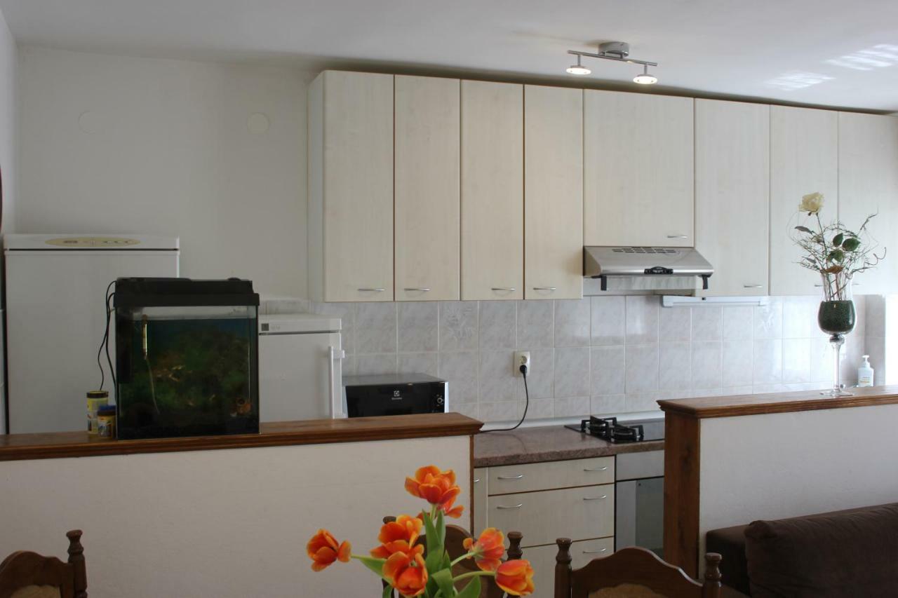 Apartman Tafra Omis Exterior photo